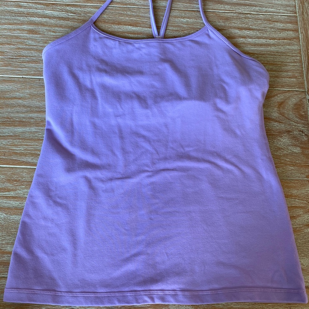 Lululemon top